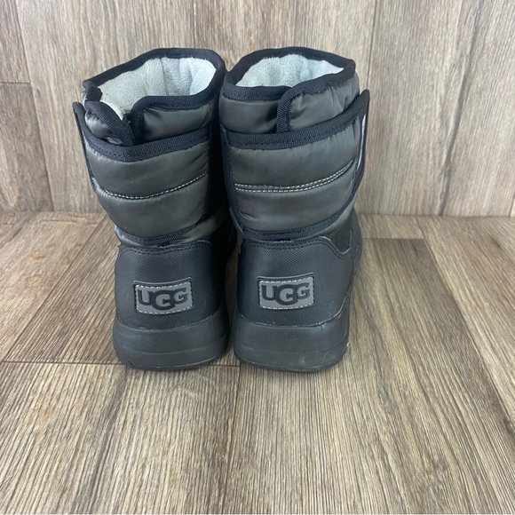 UGG Boots Toty Weather Unisex Size 4 Big Kids Black & Gray Waterproof Outdoors - Picture 5 of 10